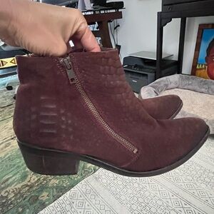 Free People Short Boots , Made in Portugal RARE Sz9